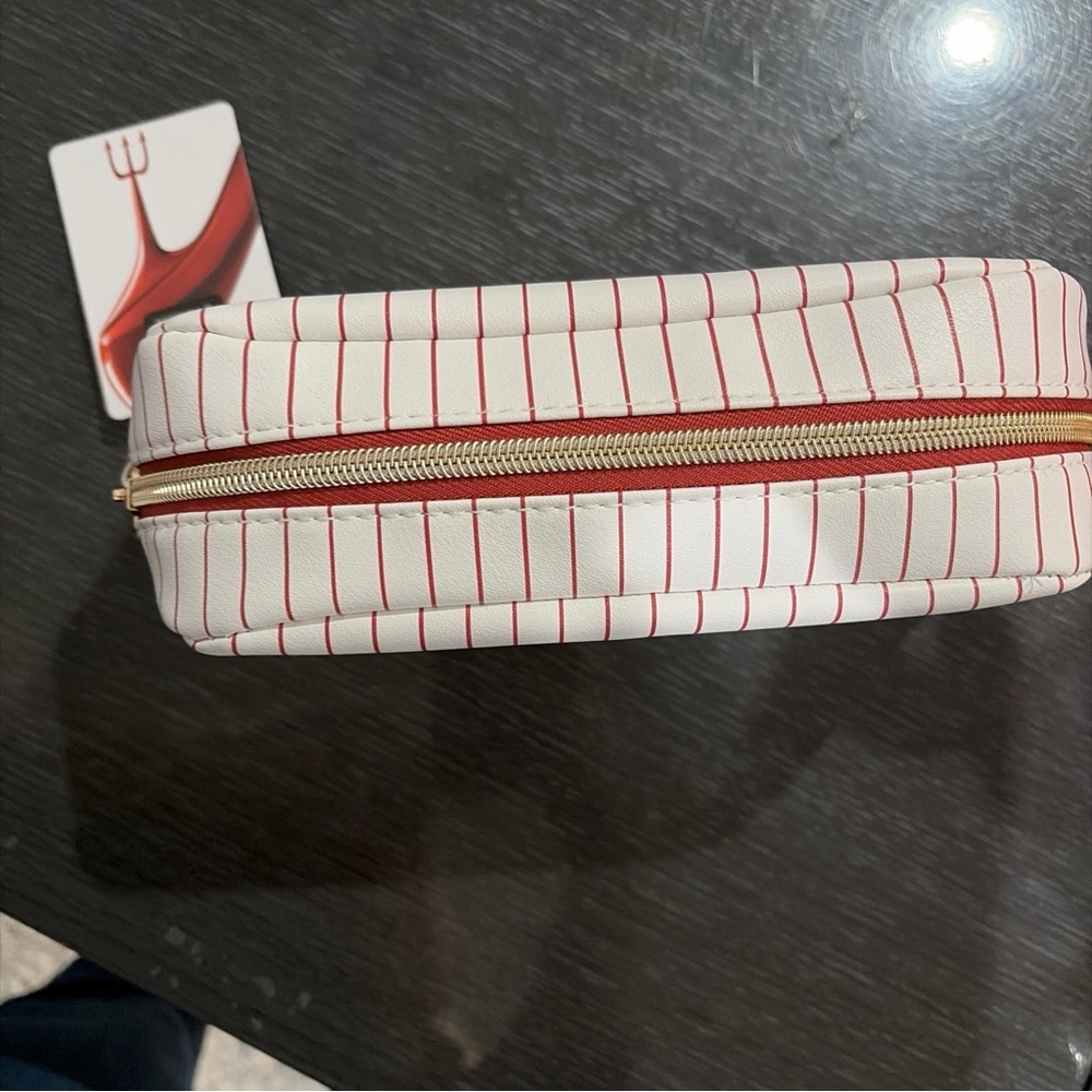 The Devil wears Prada movie Cosmetic Pouch - White & Red cool new - Picture 4 of 4